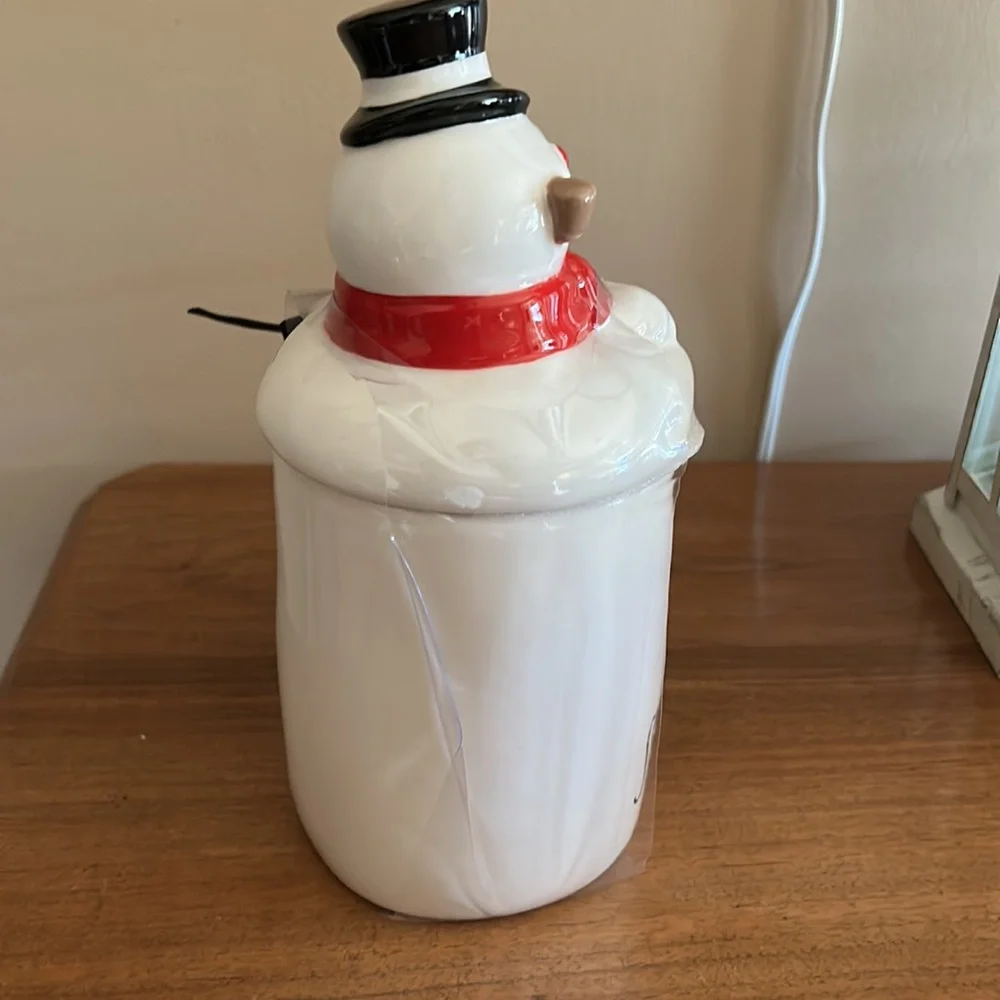Rae DunnFrosty the snowman mug